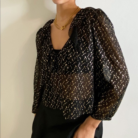 Sunday’s best blouse - Picture 2 of 7